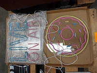 Pallet wandverlichting kinderkamer - afbeelding 3 van  4