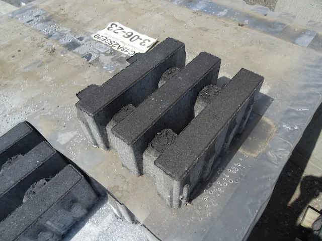 Pallet waterdoorlatende betondal - afbeelding 2 van  4