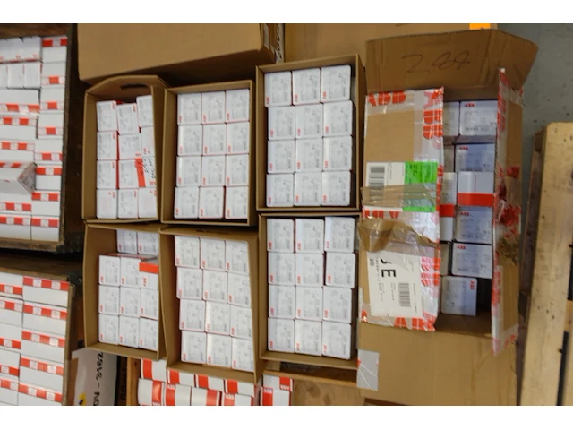 Pallet zekeringen abb - afbeelding 2 van  4