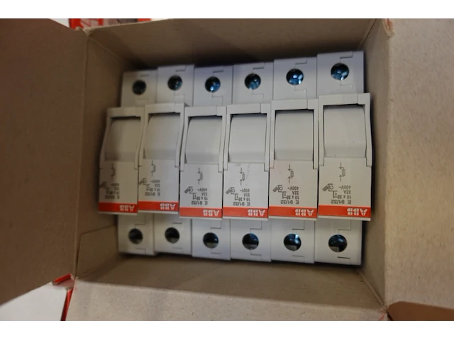 Pallet zekeringen abb - afbeelding 3 van  3