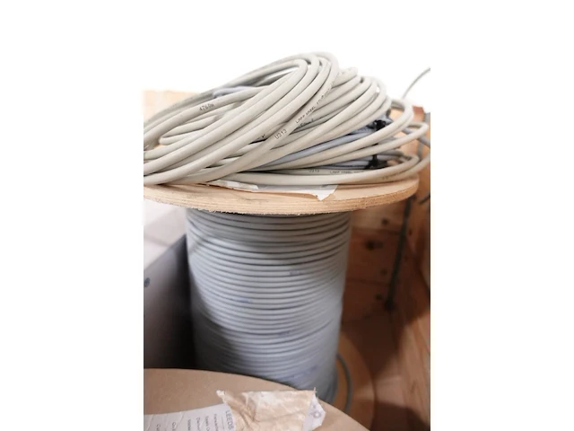 Palletbak + inhoud - afbeelding 8 van  9