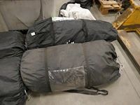 Palletbox met tenten - afbeelding 4 van  6