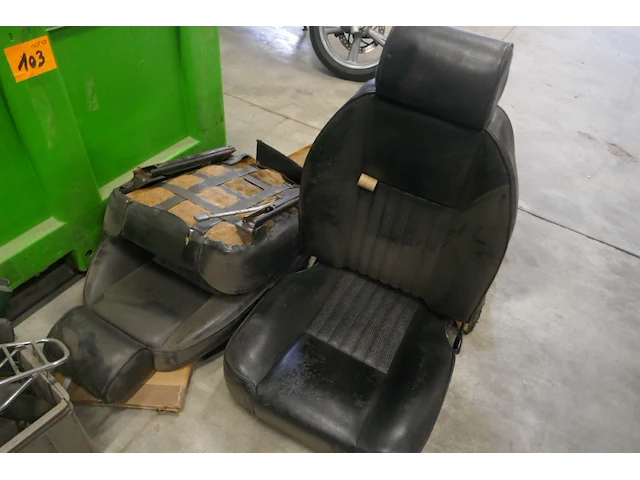 Palletboxen met auto onderdelen - afbeelding 7 van  10