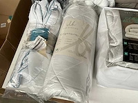 Palletdeal diverse dekbedden - afbeelding 4 van  18