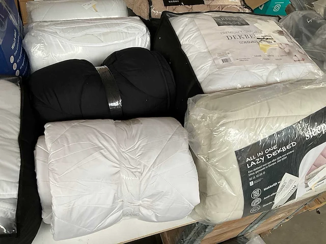 Palletdeal diverse dekbedden - afbeelding 9 van  18