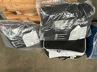 Palletdeal diverse dekbedden - afbeelding 11 van  18