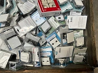 Palletdeal diverse schakelmateriaal en toebehoren - afbeelding 7 van  9