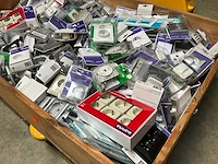 Palletdeal diverse schakelmateriaal en toebehoren - afbeelding 9 van  10