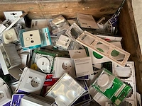 Palletdeal diverse schakelmateriaal en toebehoren - afbeelding 7 van  10