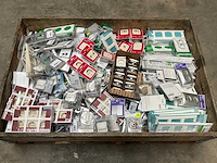 Palletdeal diverse schakelmateriaal en toebehoren - afbeelding 1 van  9