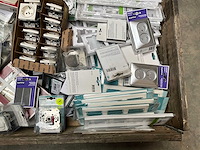 Palletdeal diverse schakelmateriaal en toebehoren - afbeelding 7 van  9