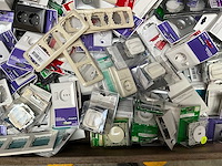 Palletdeal diverse schakelmateriaal en toebehoren - afbeelding 5 van  10