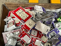 Palletdeal diverse schakelmateriaal en toebehoren - afbeelding 2 van  9