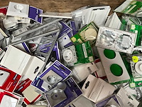 Palletdeal diverse schakelmateriaal en toebehoren - afbeelding 4 van  9