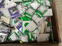 Palletdeal diverse schakelmateriaal en toebehoren - afbeelding 7 van  9