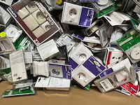 Palletdeal diverse schakelmateriaal en toebehoren - afbeelding 5 van  9