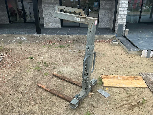 Pallethaak 1500 kg diverse bouwmaterialen - afbeelding 1 van  4