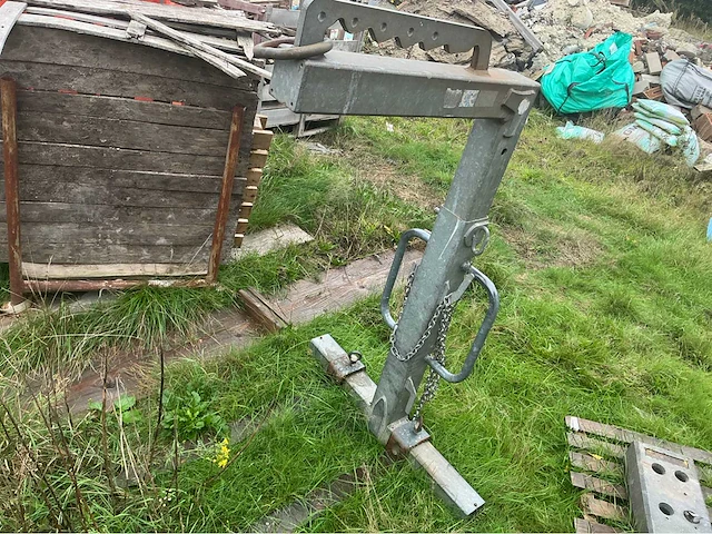 Pallethaak 1500 kg diverse bouwmaterialen - afbeelding 1 van  4