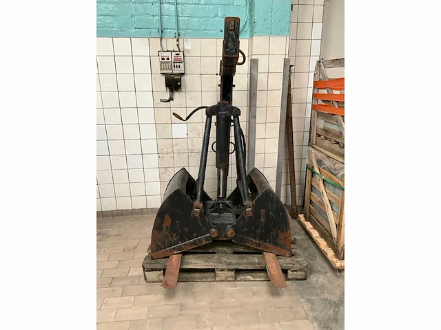 Pallethaak en grijper voor kraan - afbeelding 2 van  7