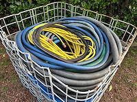 Palletkooi / gitterbox met slangen - afbeelding 2 van  2
