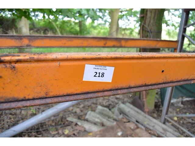 Palletstelling bestaande uit 31 dwarsbalken en 10 kopsteunen - afbeelding 2 van  9