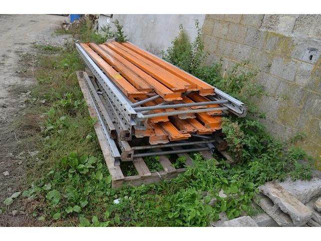 Palletstelling bestaande uit 31 dwarsbalken en 10 kopsteunen - afbeelding 6 van  9