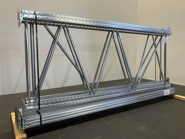 Palletstelling lengte 5670mm hoogte 2600mm diepte 1060mm occasie - afbeelding 1 van  4
