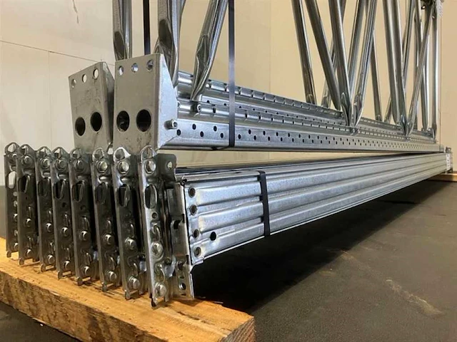 Palletstelling lengte 5670mm hoogte 2600mm diepte 1060mm occasie - afbeelding 3 van  4