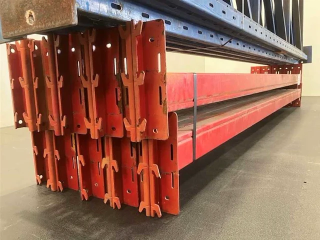 Palletstelling lengte 8500 mm hoogte 3250mm diepte 1050mm 3 niveaus occasie - afbeelding 2 van  4