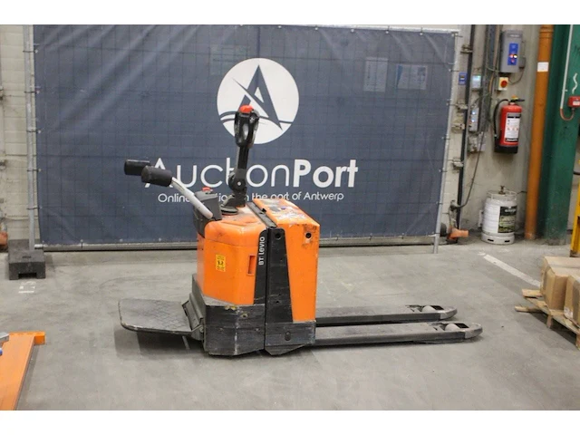 Palletwagen bt lpe200/8 elektrisch 2000kg 2013 - afbeelding 1 van  1