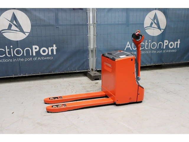 Palletwagen fenwick t18 elektrisch 1800kg 2011 - afbeelding 1 van  1