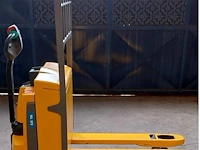 Palletwagen jungheinrich ere 120 2000kg - afbeelding 1 van  1