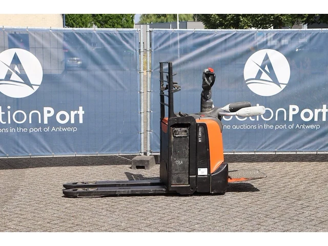 Palletwagen toyota lpe200 elektrisch 2000kg 2013 - afbeelding 1 van  1