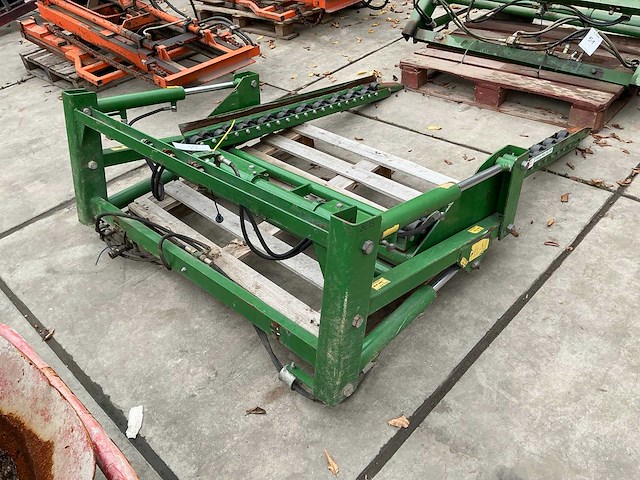 Paloxlift voor plukwagen - afbeelding 1 van  4