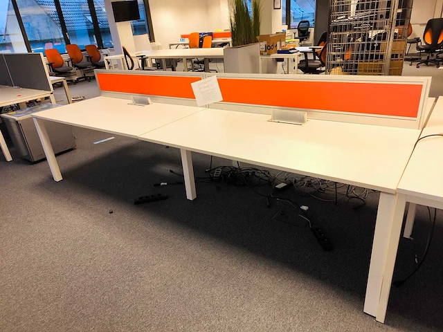 Pami - 4-persoons werkplaats - bureau - afbeelding 1 van  6
