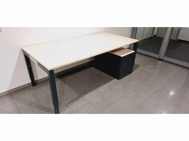 Pami - bureau met ladenblok (4x) - afbeelding 6 van  9