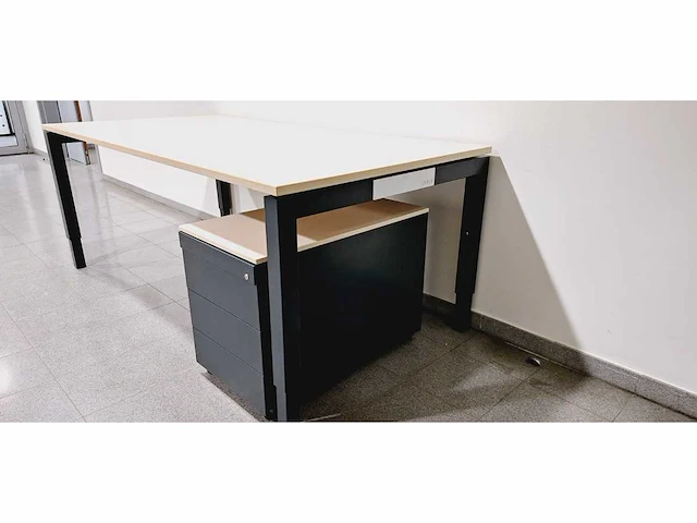 Pami - bureau met ladenblok - afbeelding 5 van  9