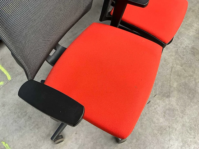 Pami bureaustoelen (4x) + vergaderstoel - afbeelding 2 van  13