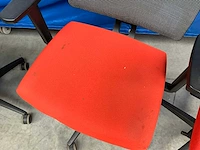 Pami bureaustoelen (4x) + vergaderstoel - afbeelding 9 van  13