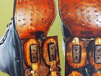 Panamarenko magnetische schoenen - afbeelding 1 van  2