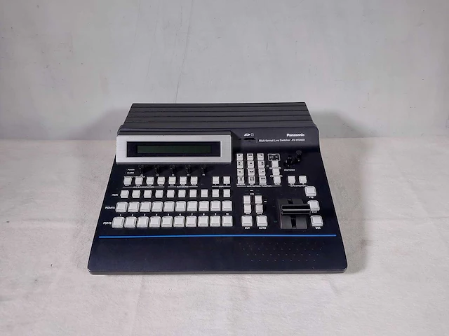 Panasonic av-hs400 hd live video switcher - afbeelding 2 van  9