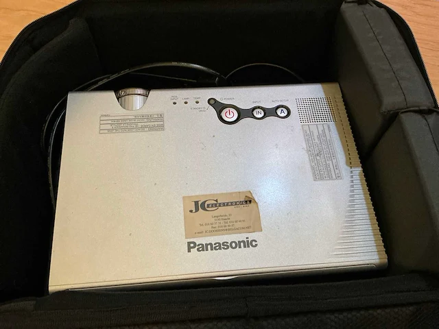 Panasonic beamer - afbeelding 1 van  3