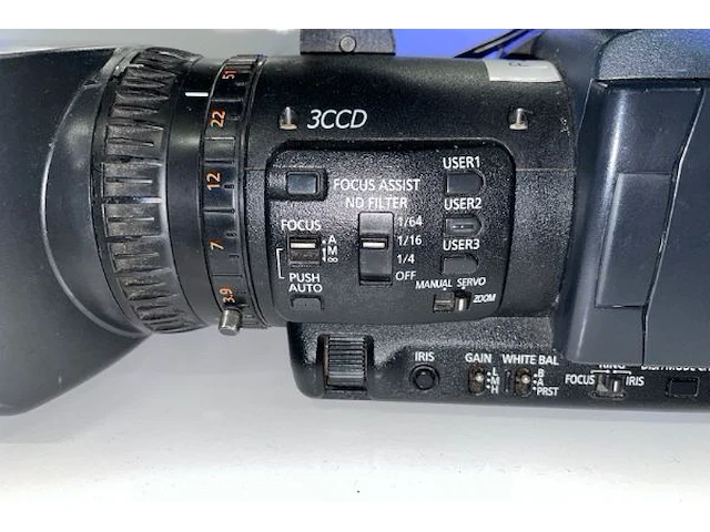Panasonic camera p2hd met lens - afbeelding 3 van  7