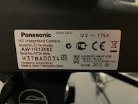 Panasonic hd integrated camera op sachter statief - afbeelding 6 van  7