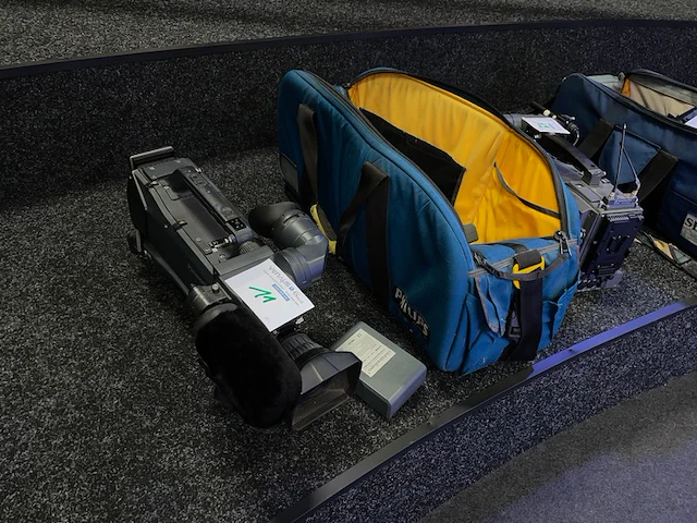 Panasonic p2 hd camera + fujinon lens - afbeelding 1 van  10