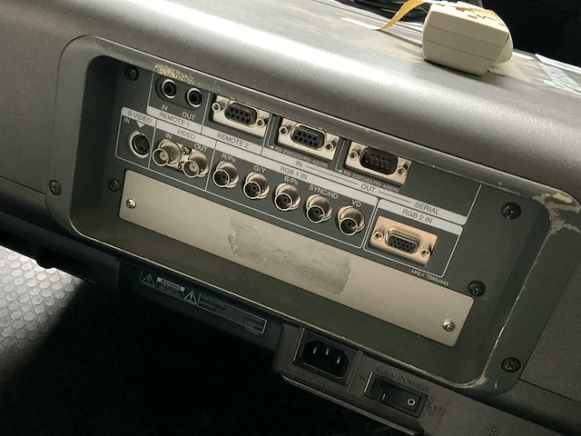 Panasonic pt-d7700 projector - afbeelding 5 van  5