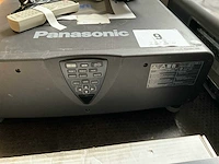 Panasonic pt-d7700 projector - afbeelding 4 van  5