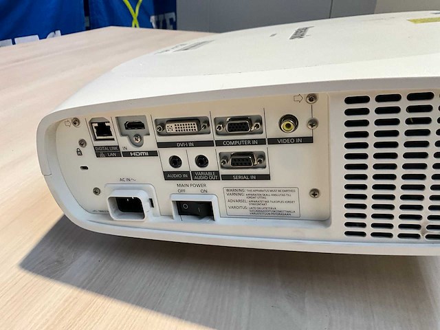 Panasonic rx370 full hd projector - afbeelding 6 van  6
