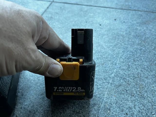 Panasonic sealing gun - afbeelding 7 van  8