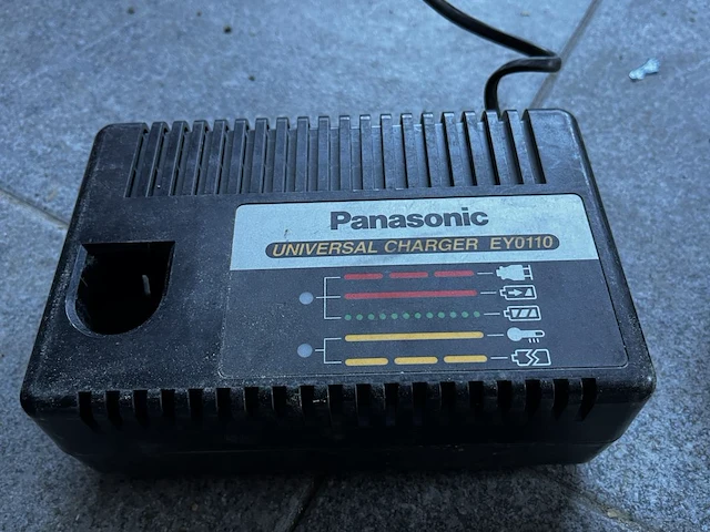 Panasonic sealing gun - afbeelding 8 van  8